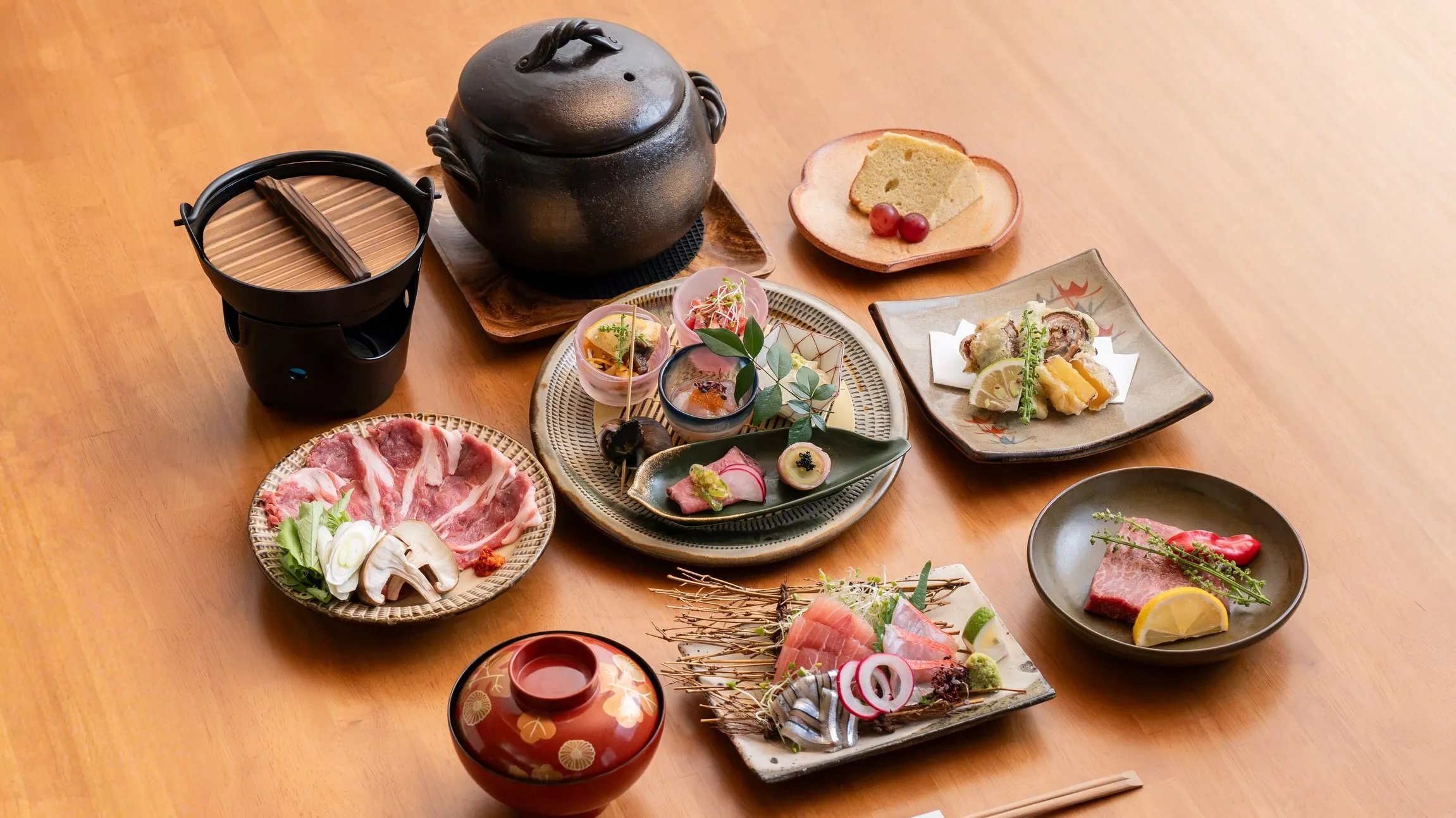 鶴み屋の夜の会席。